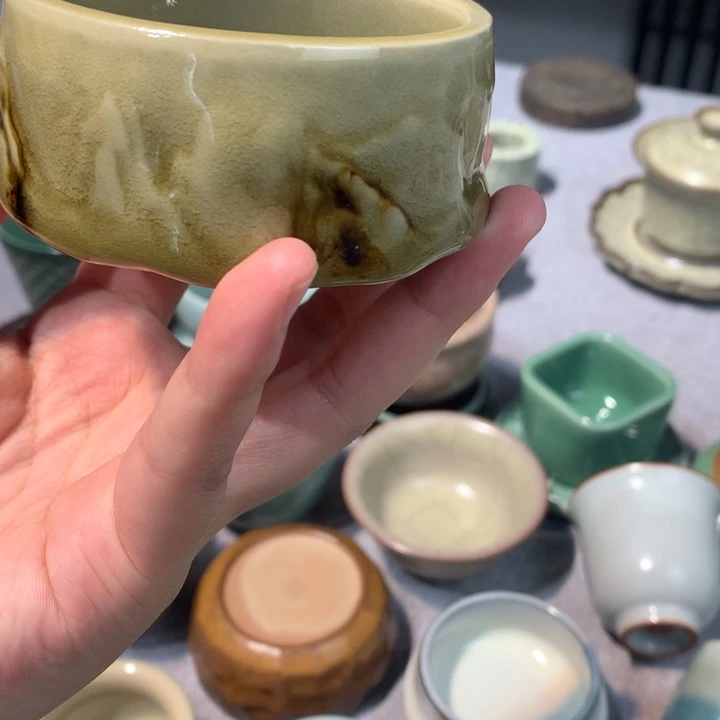 龙泉青瓷点彩空山杯