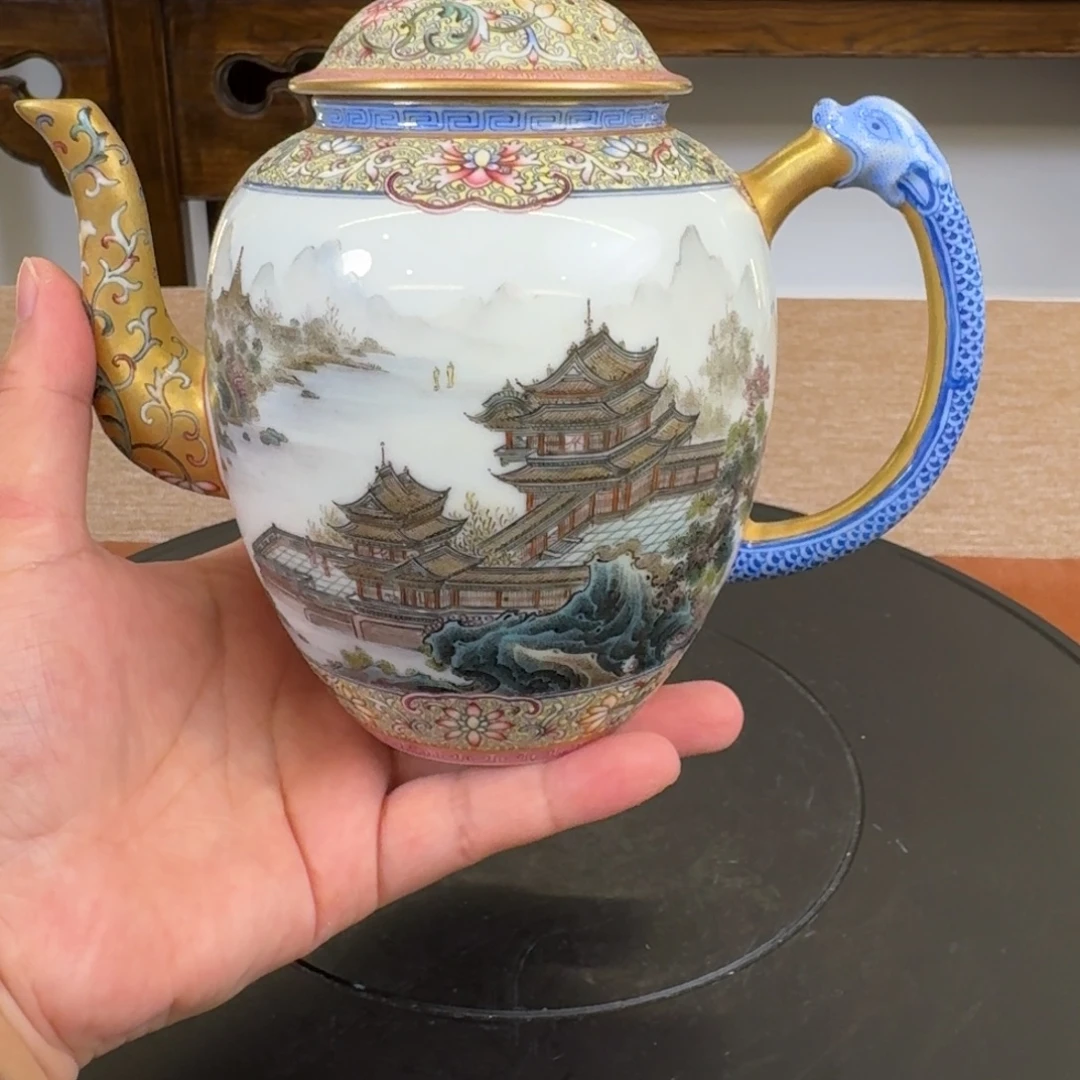 景德镇陶瓷艺术品