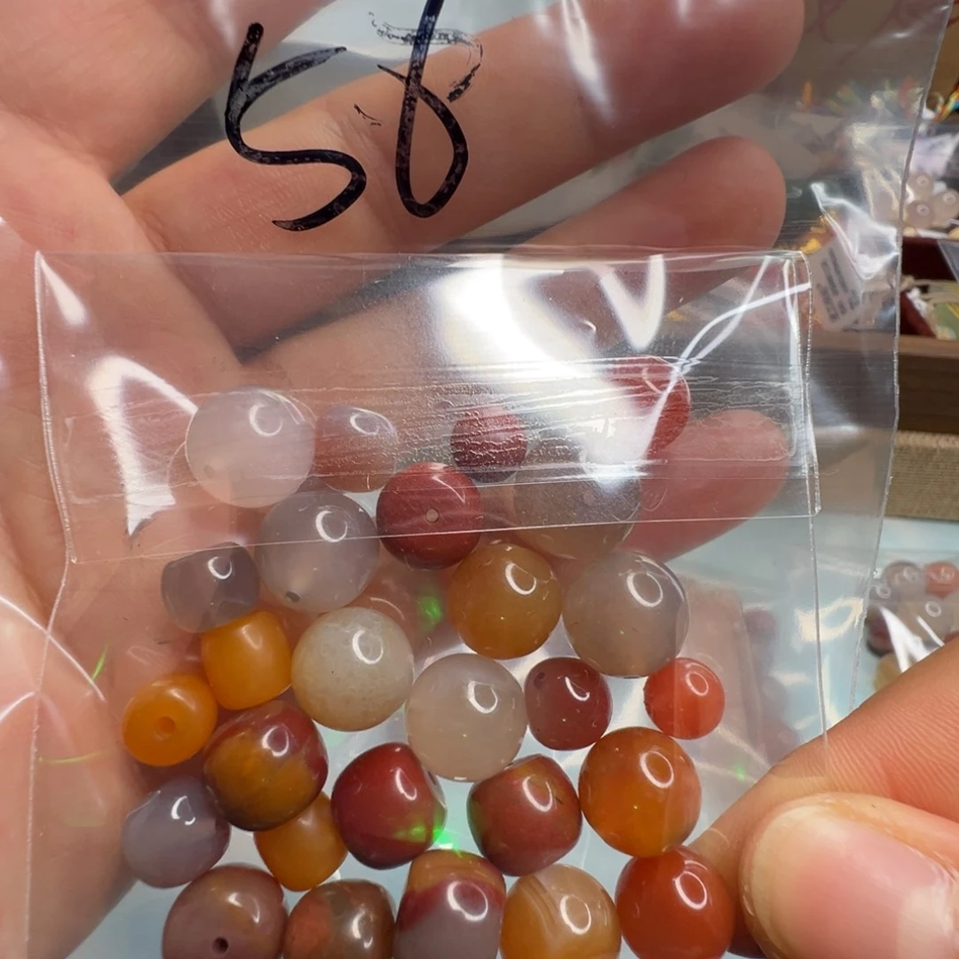 南红玛瑙配饰未镶嵌56