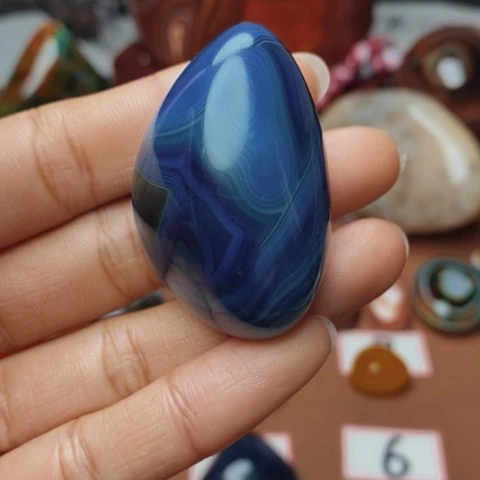 未镶嵌玛瑙/玉髓珠宝奇石