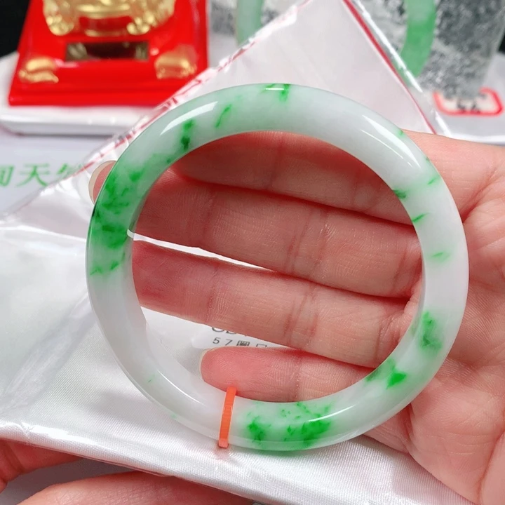 翡翠手镯未镶嵌   编号GD1188 正圈57