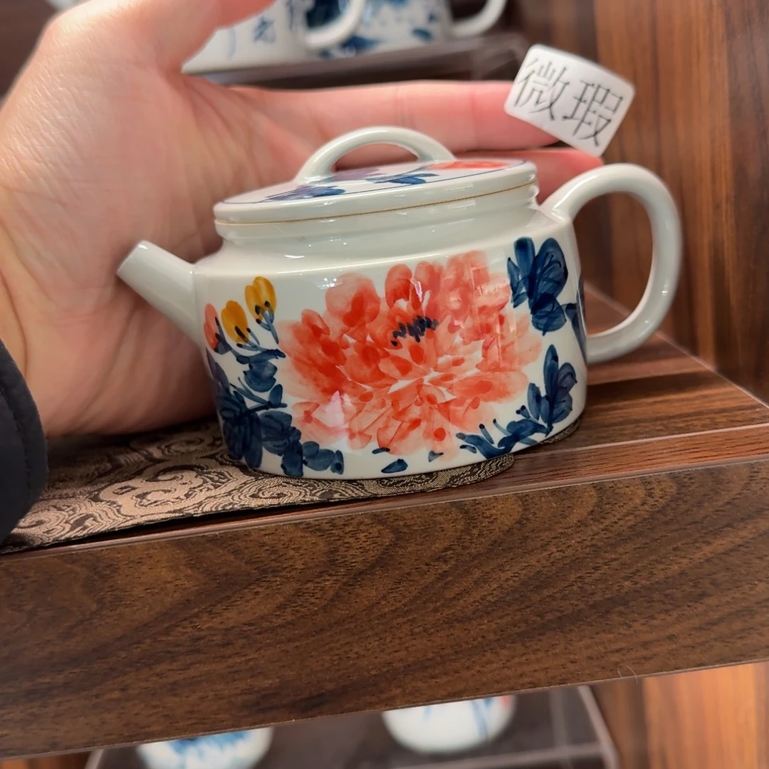 釉下手绘茶具微瑕