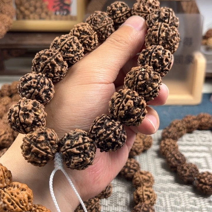 金刚菩提手串?****超老原生态6