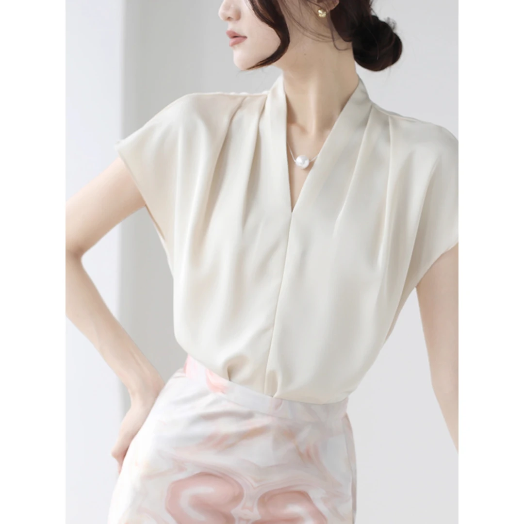 法式气质 V领珍珠链短袖衬衫女2024夏季洋气休闲职业高级感上衣女