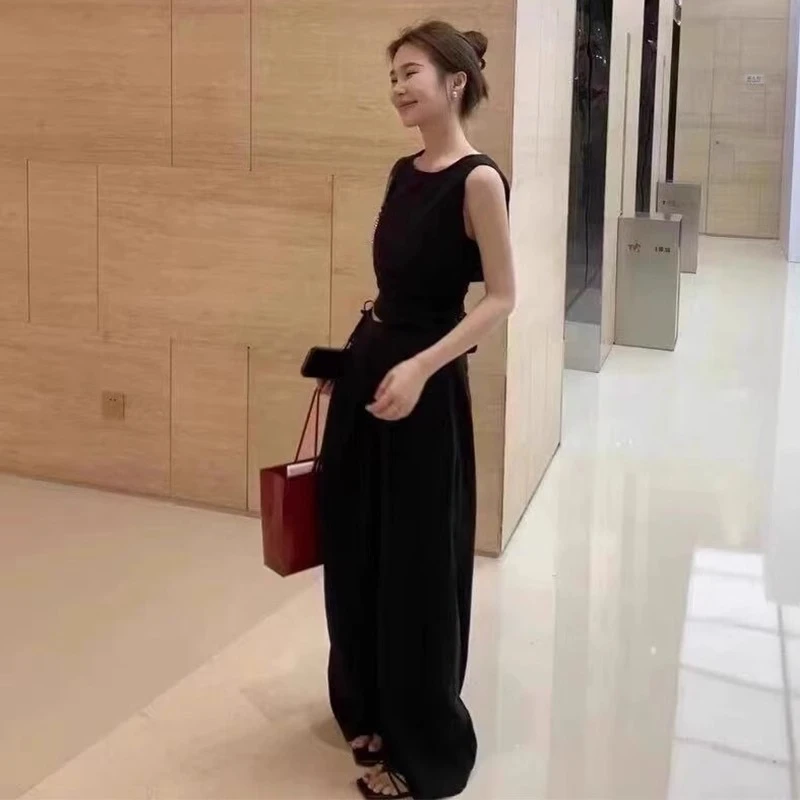 酷飒风黑色运动套装女夏季新款气质休闲露腰上衣百搭阔腿裤两件套