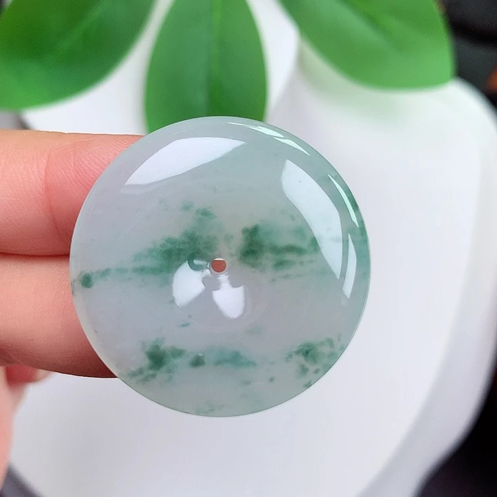 颈饰未镶嵌翡翠平安扣 29.8x5.1mm