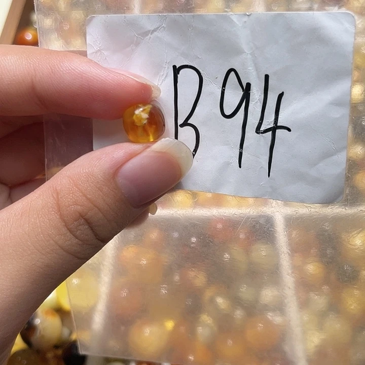 未镶嵌琥珀裸石9.3福利