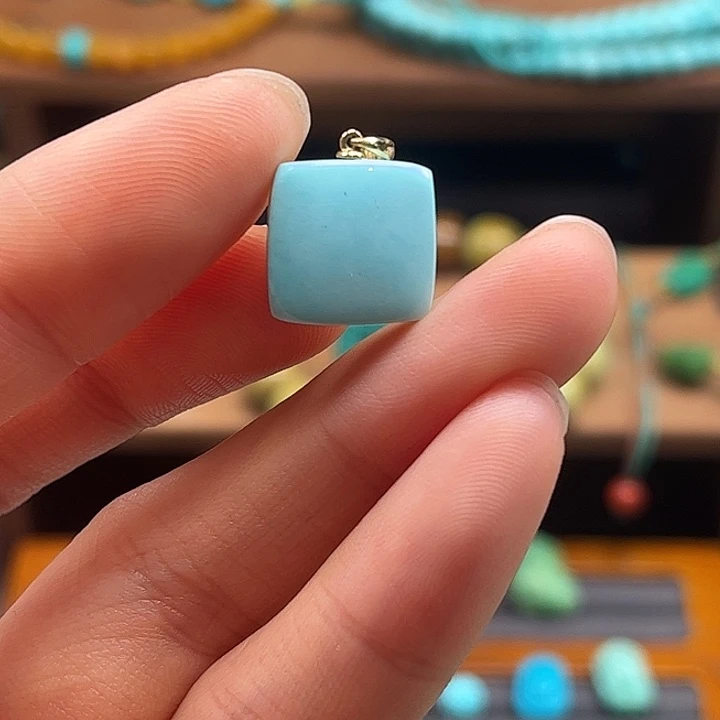 绿松石18K金镶嵌珠宝奇石