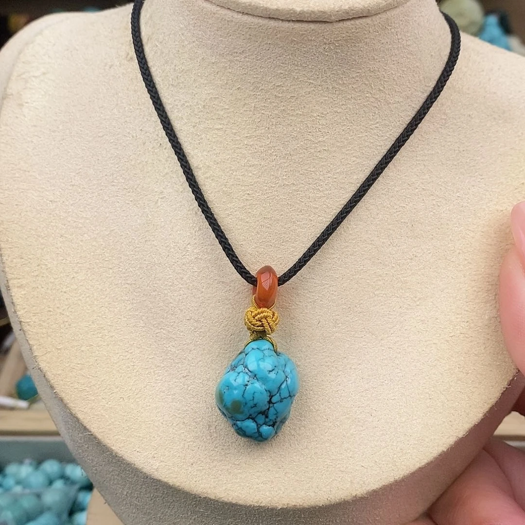 未镶嵌绿松石珠宝奇石