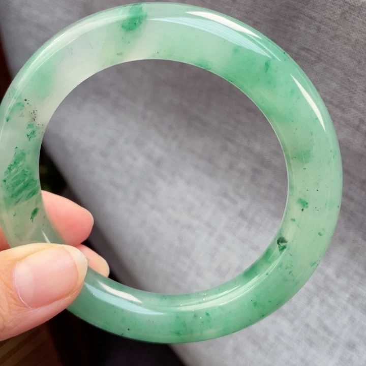 石英质玉未镶嵌手镯57 －58