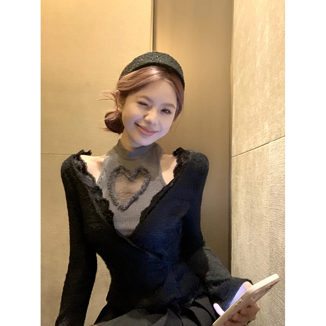 纯欲黑色假两件蕾丝长袖T恤女春季新款时尚修身显瘦内搭打底上衣