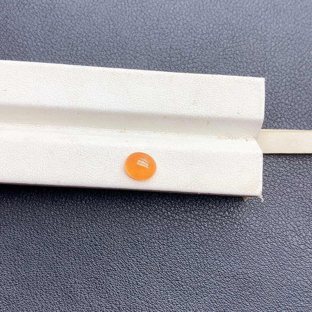 石榴石（芬达石）2.95克拉未镶嵌