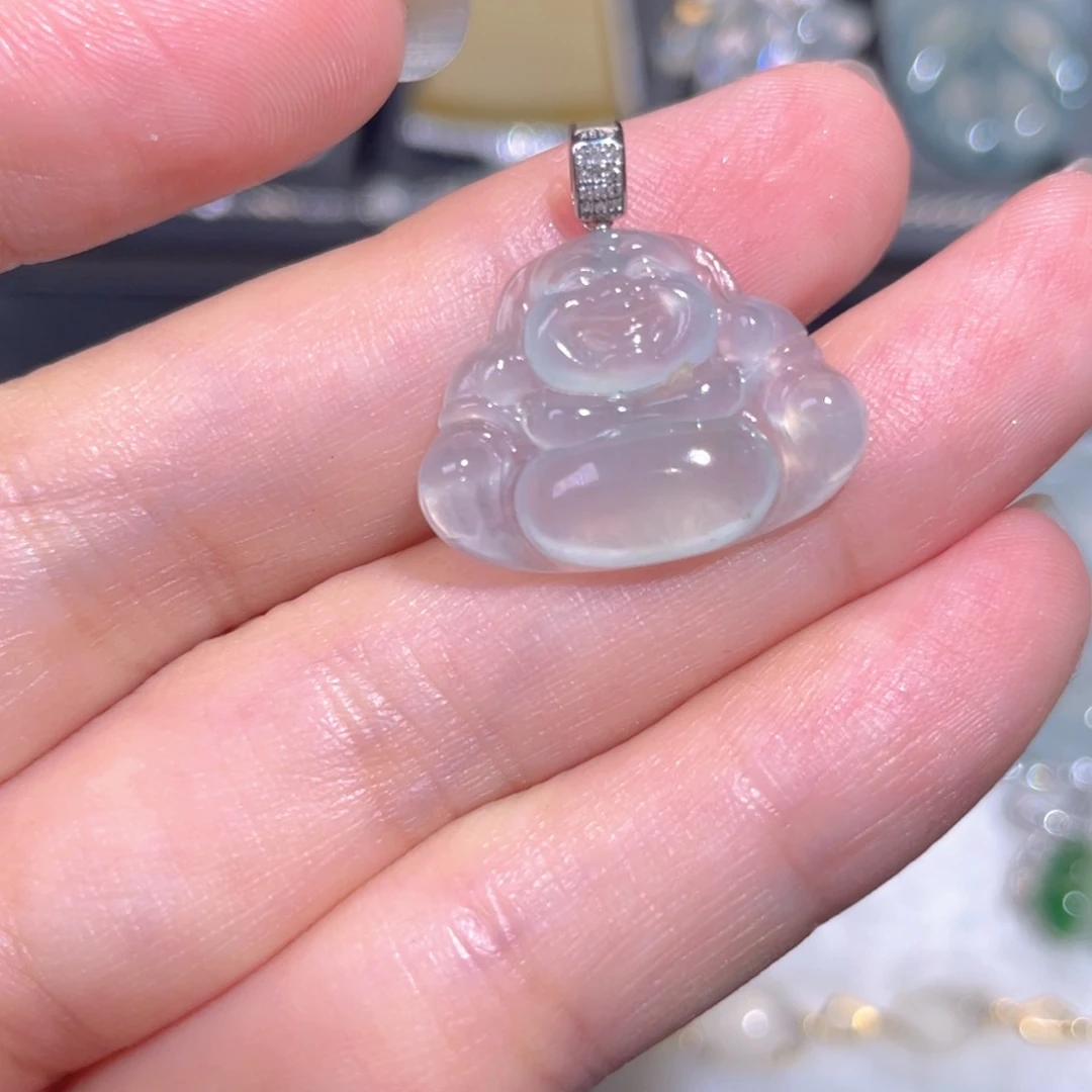翡翠18K金镶嵌颈饰翡翠