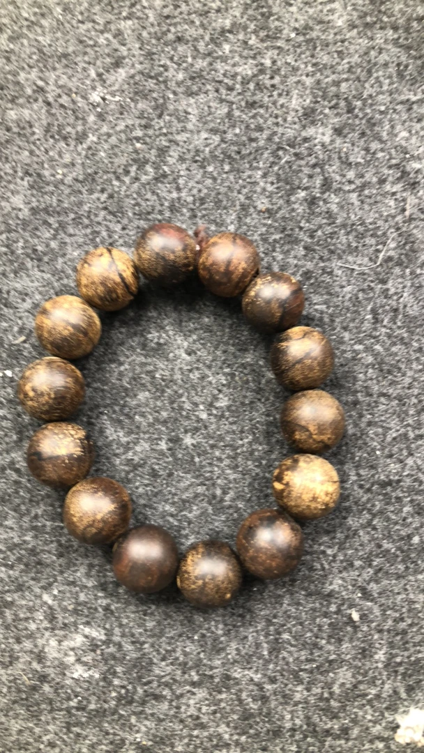 19A15福莱精选一线药师药白奇16mm手串