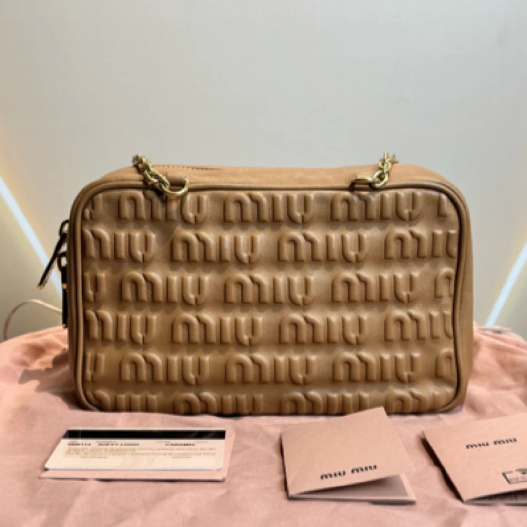 99新 MIU MIU/缪缪 Logo压花链条包11783551