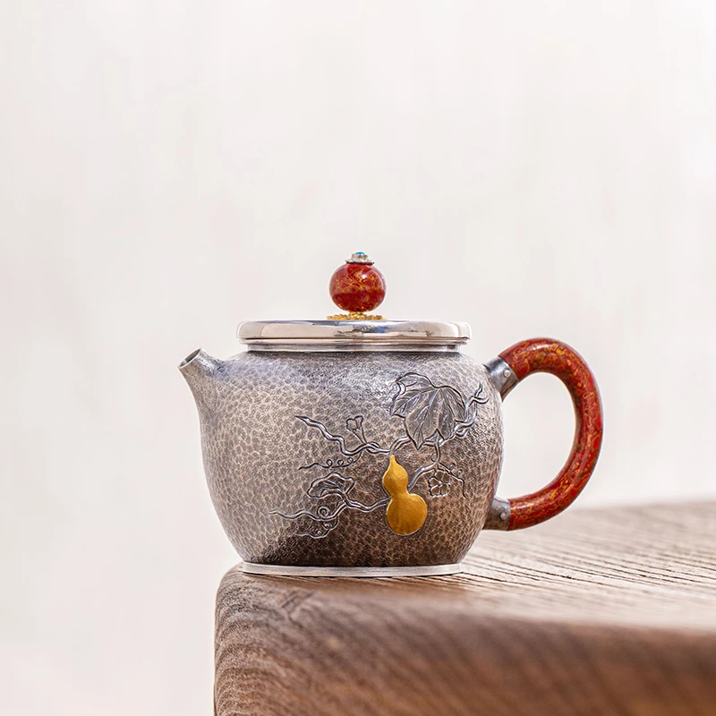 蜂鸟工坊 大师壶 漆把漆钮錾刻桃子葫芦瓷盖麻纹银壶 SWA10244