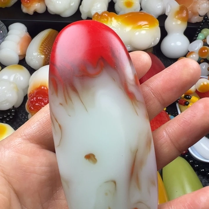 新疆戈壁五彩石金丝