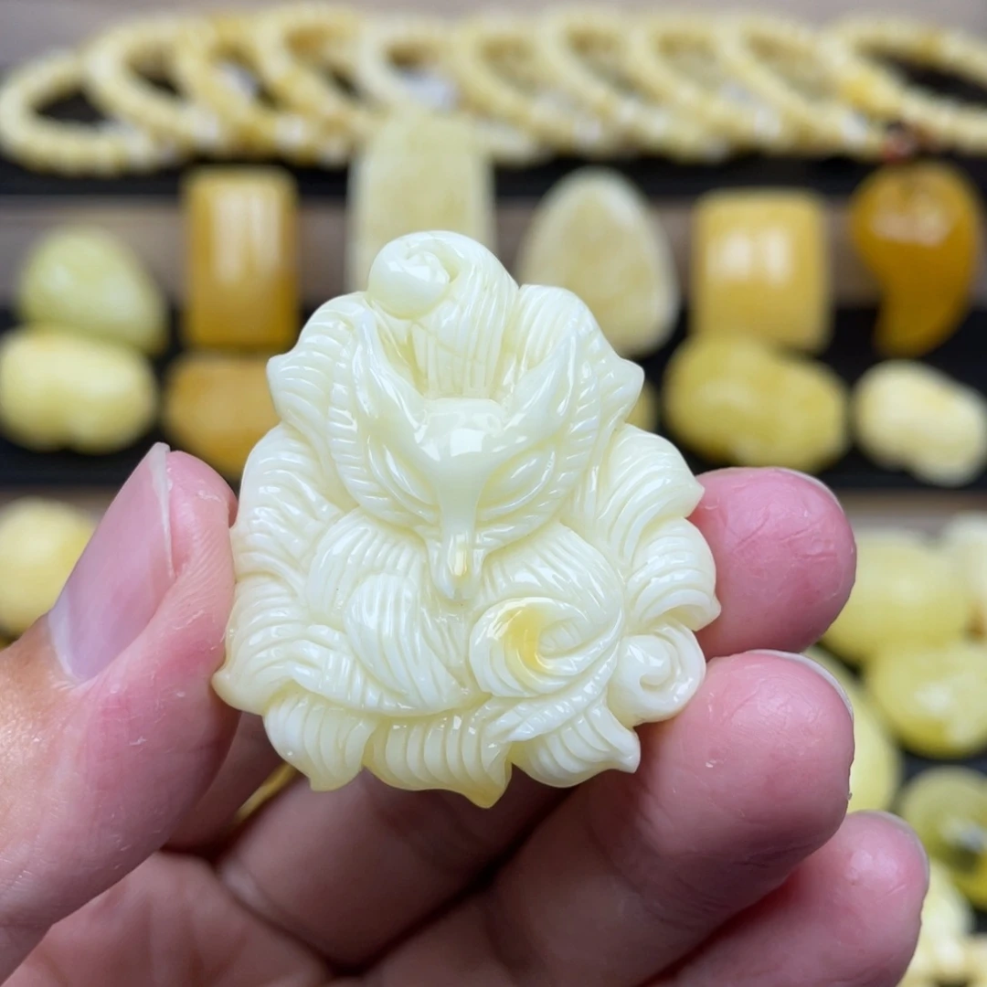 琥珀未镶嵌裸石琥珀蜜蜡