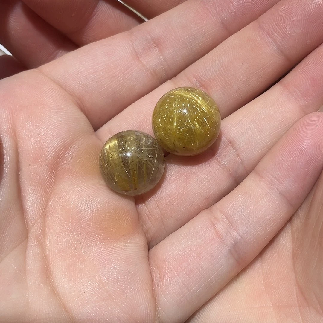 水晶珠宝半成品未镶嵌小****米打孔，不退不换