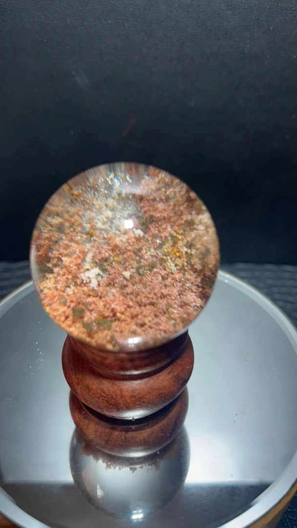 天然水晶幽灵水晶球摆件