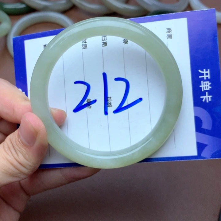 和田玉手镯未镶嵌杨****61