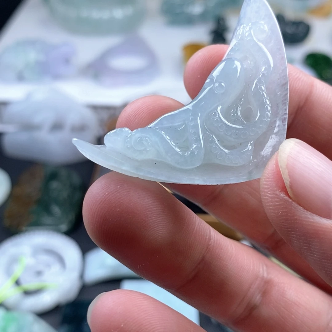 翡翠未镶嵌吊坠(不含链)