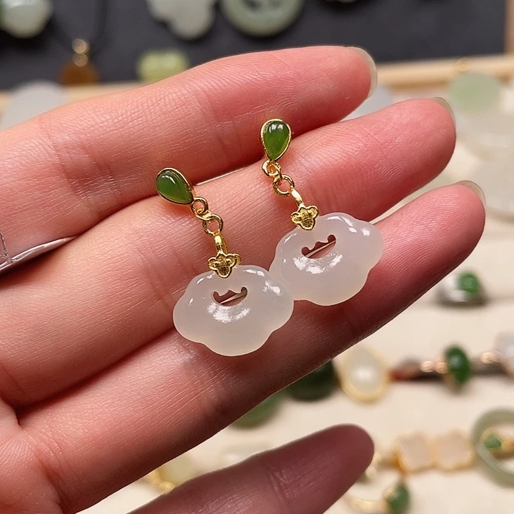 和田玉银S925镶嵌耳饰