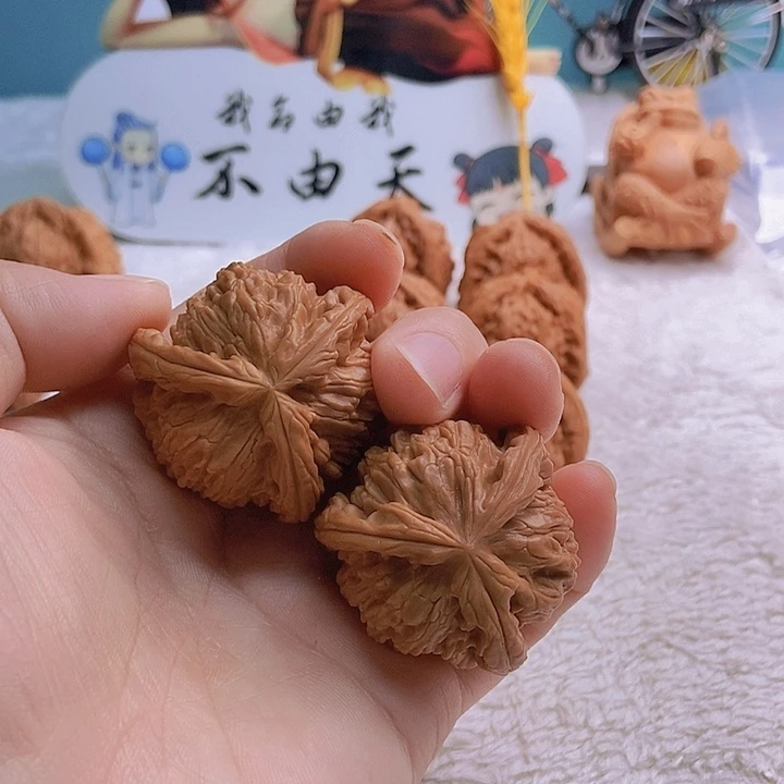 把件文玩核桃唐****车三棱