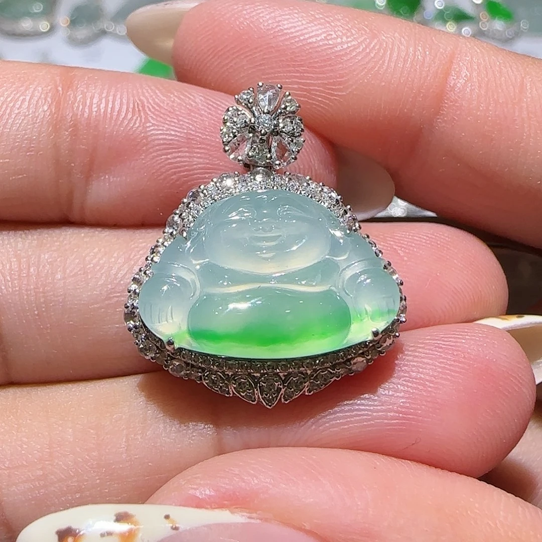 【闪购商品】颈饰18K金镶嵌翡翠天然