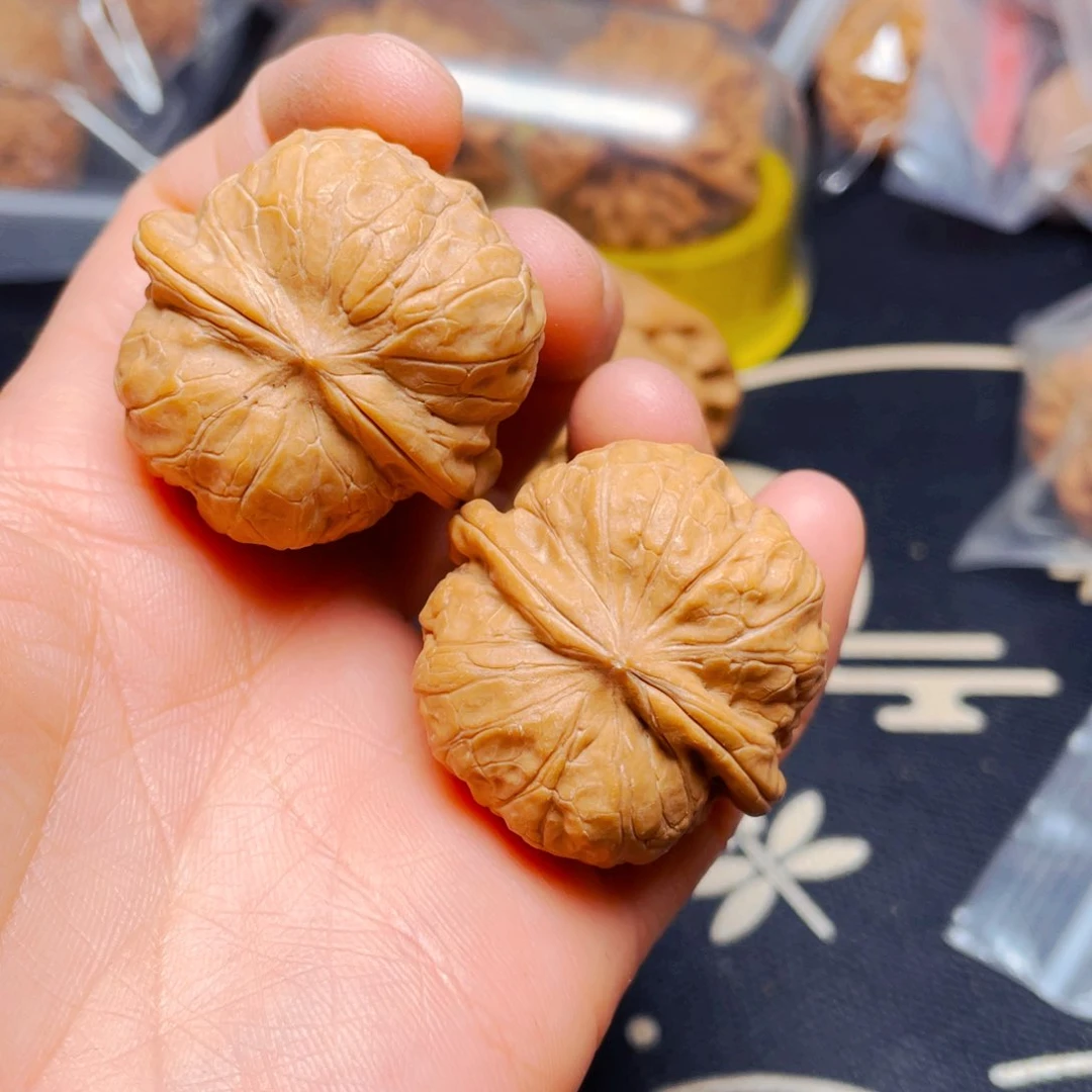 吊坠文玩核桃达摩一对
