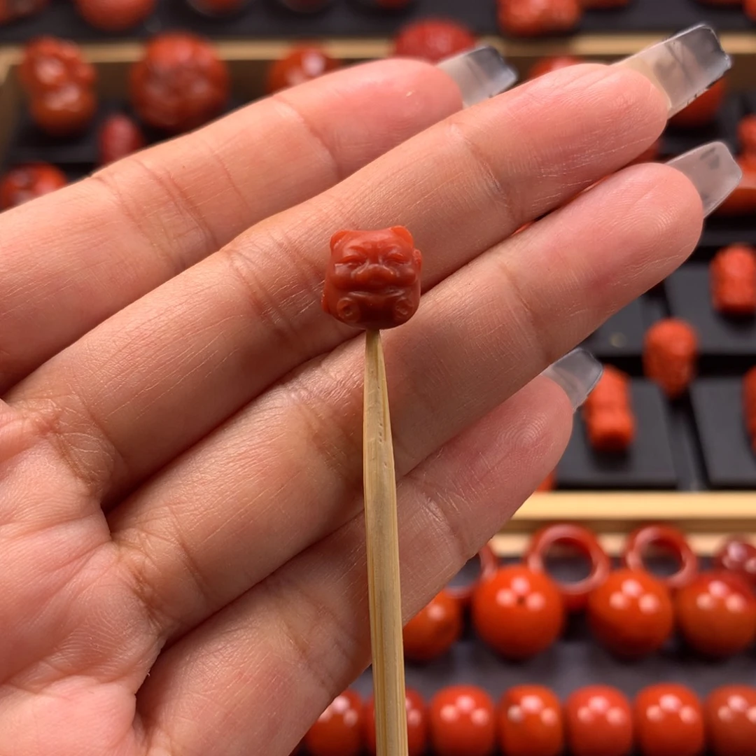 未镶嵌招财猫9mm南红玛瑙