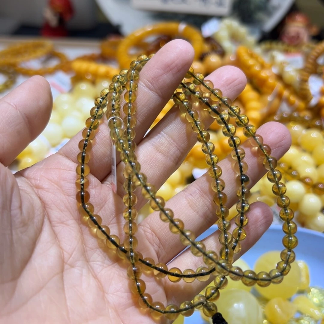 琥珀珠宝奇石未镶嵌