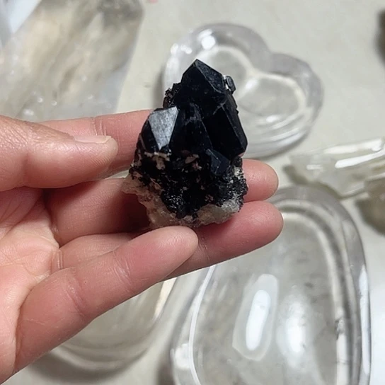 水晶天然水晶原石未镶嵌年***?