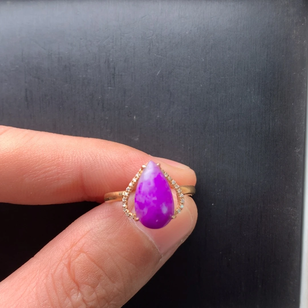 苏纪石（舒俱来）18K金镶嵌戒指