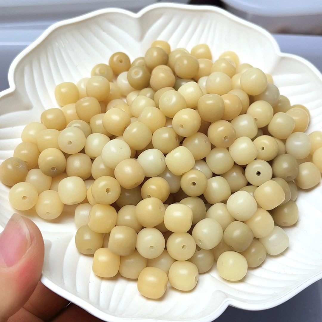 白玉菩提吊坠白玉菩提10微瑕清宁桶60颗卡灯牌宠50颗