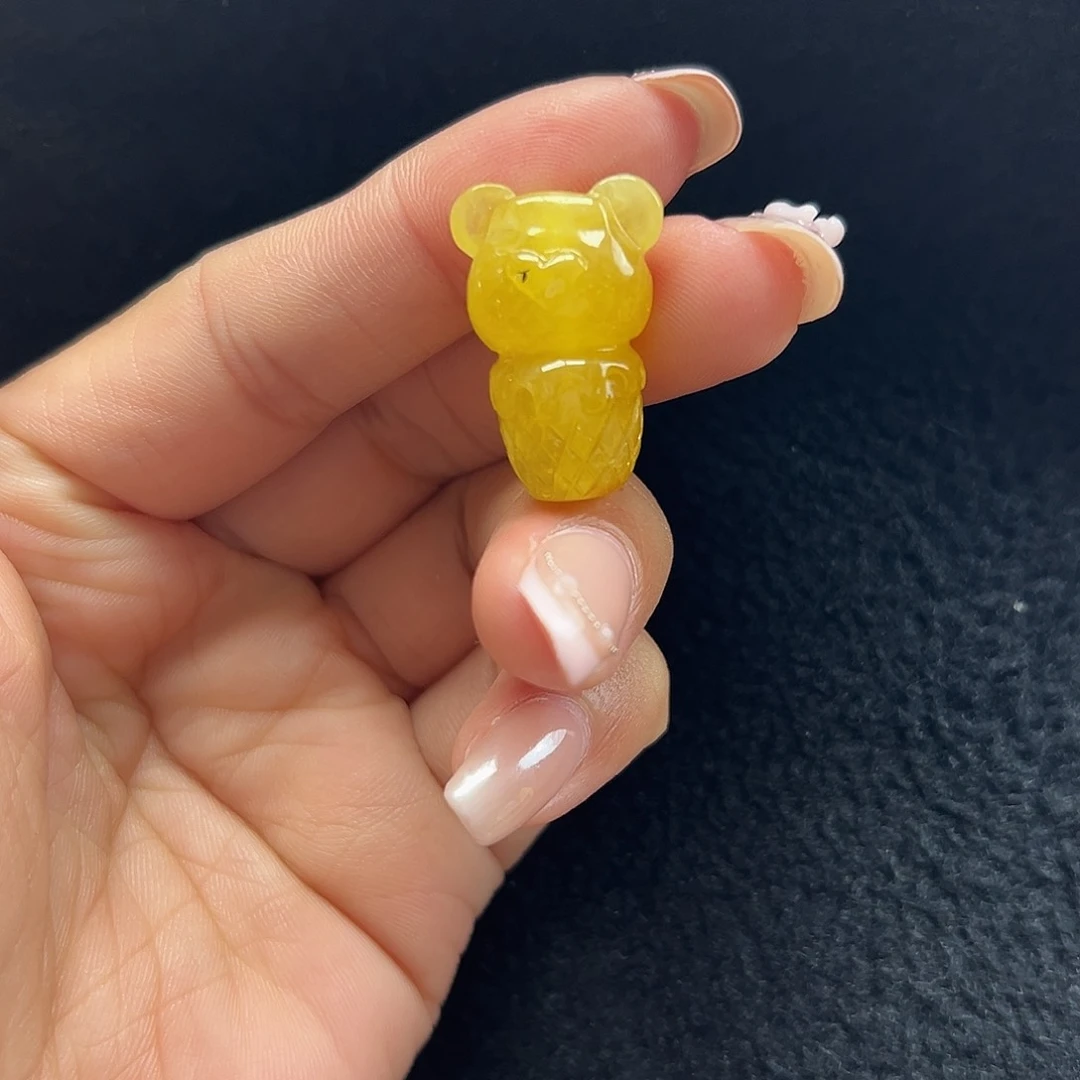 未镶嵌琥珀珠宝奇石
