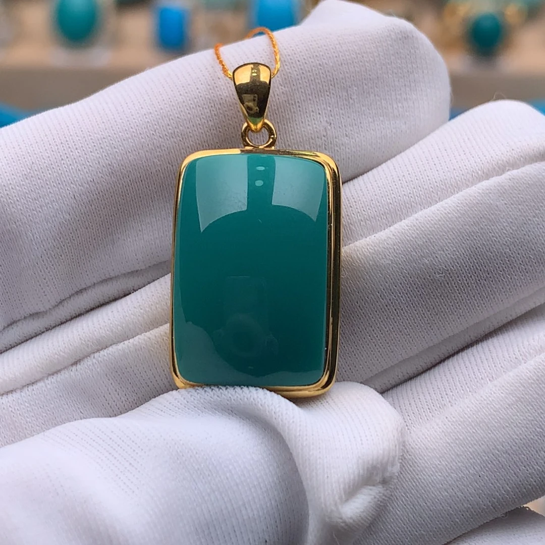 绿松石18K金镶嵌配饰