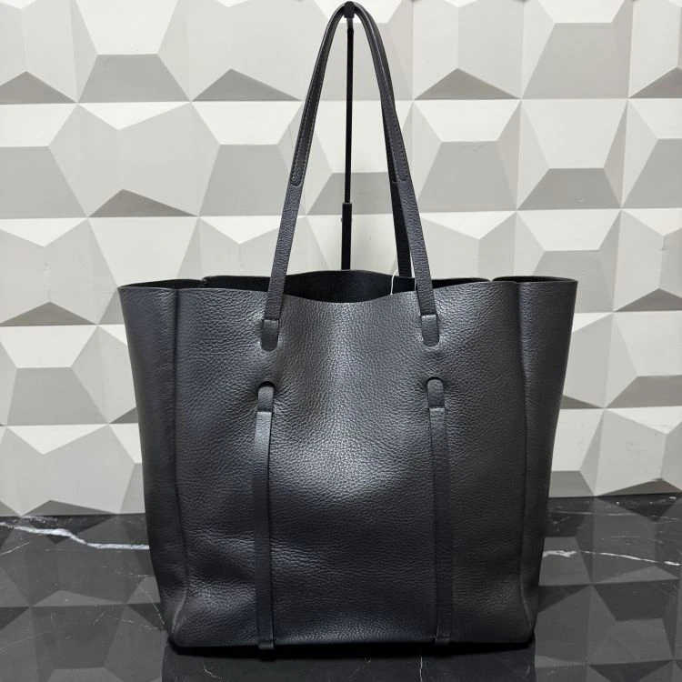 95新/巴黎世家/C14049423858/[251113LLYC]