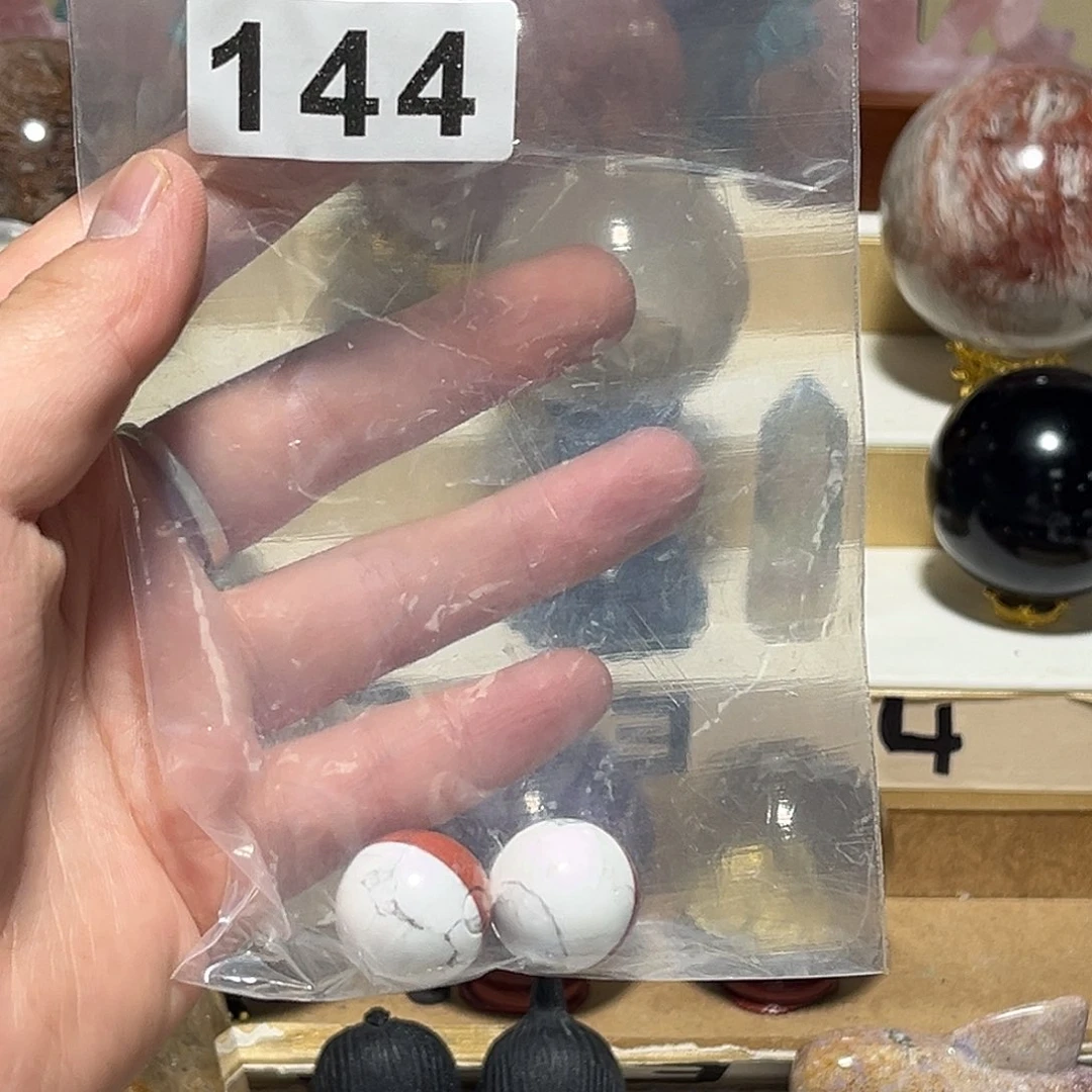 未镶嵌水晶大型摆件（非配饰）