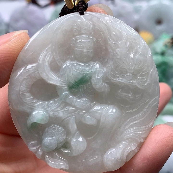 翡翠未镶嵌颈饰玉龙观音福利