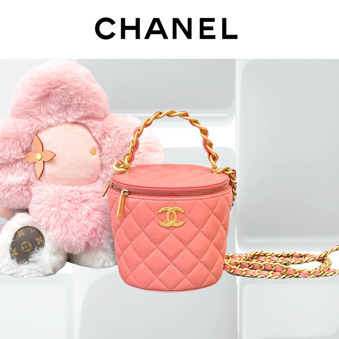 99新 Chanel/香奈儿 22A珊瑚粉色水桶包，发财桶，单肩手拎包芯片款