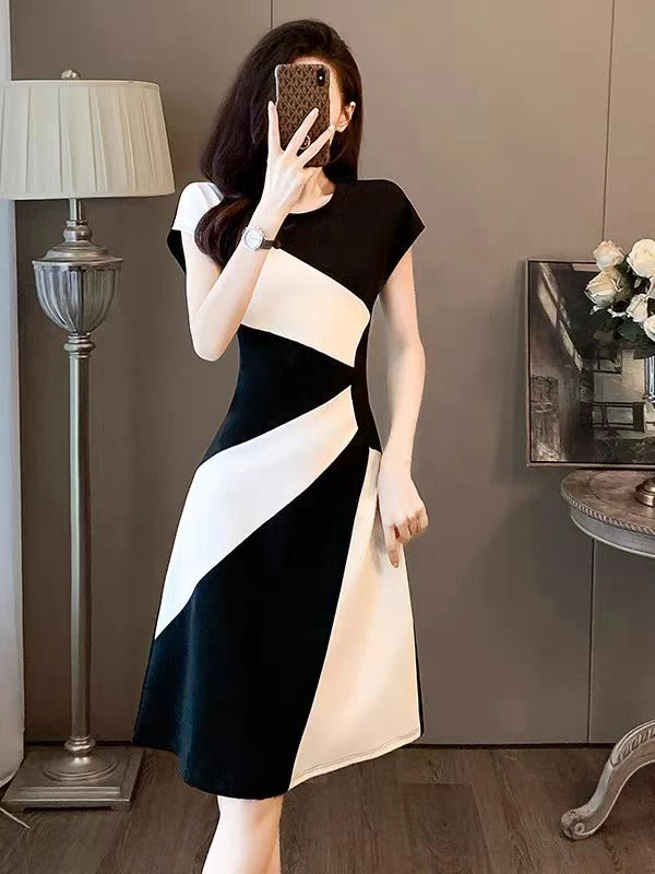 编码【801-900】宽松连衣裙女装连衣裙大码春秋气质针织时尚外穿