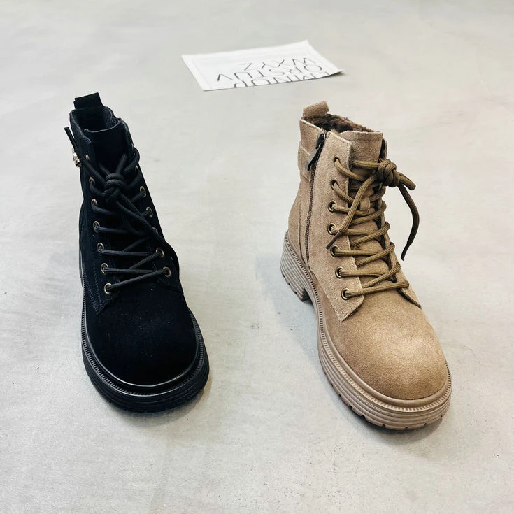 加棉3530牛皮系带时尚厚底马丁靴女2025冬季新款防滑真皮复古短靴