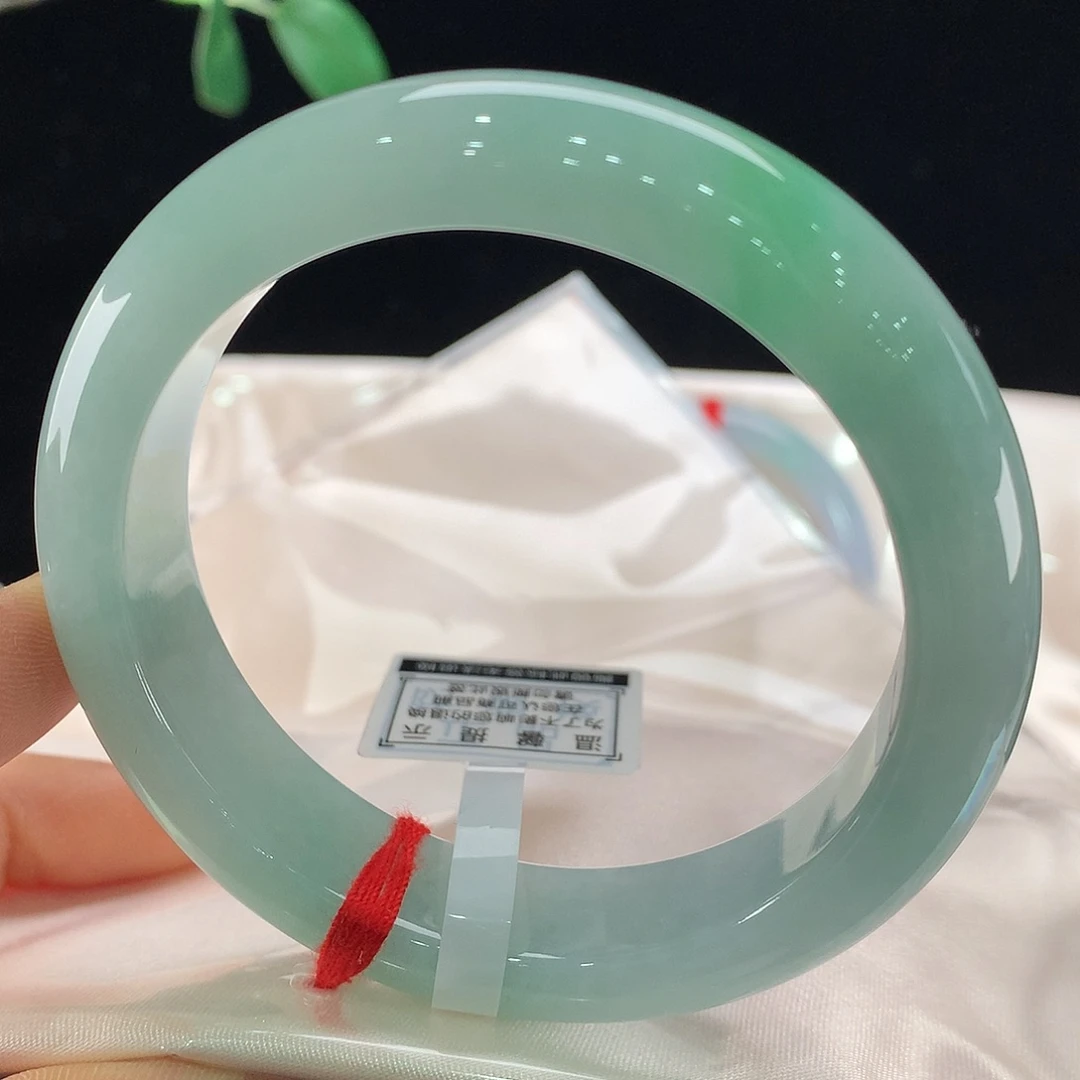 翡翠未镶嵌手镯1253