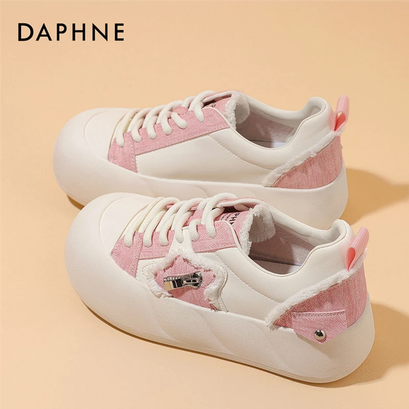 达芙妮DAPHNE厚底板鞋2025新款丑萌大头面包鞋轻质百搭时尚软底