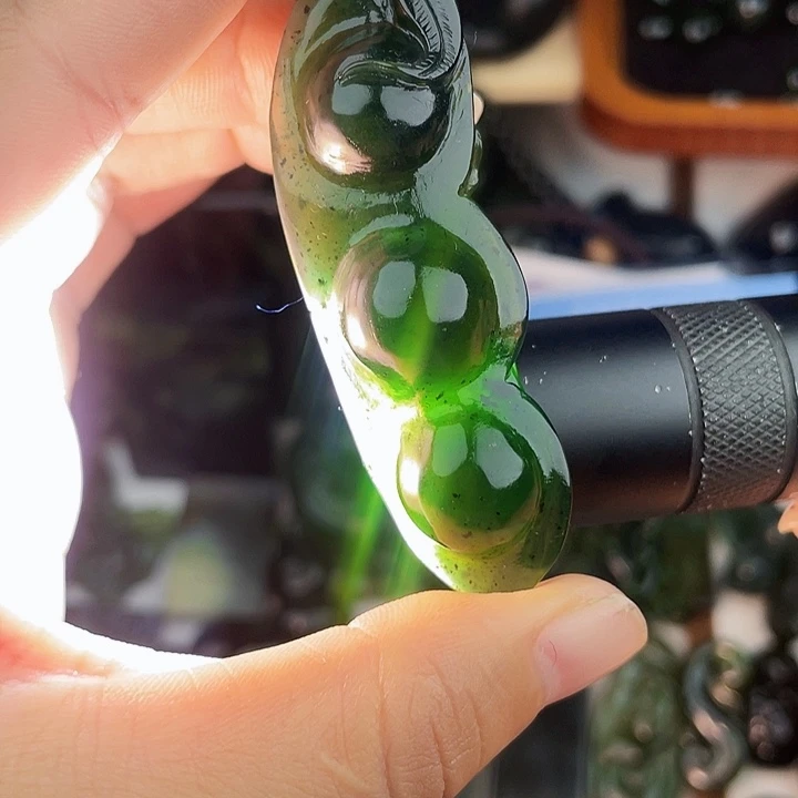 未镶嵌蛇纹石玉手串泰山玉平安豆