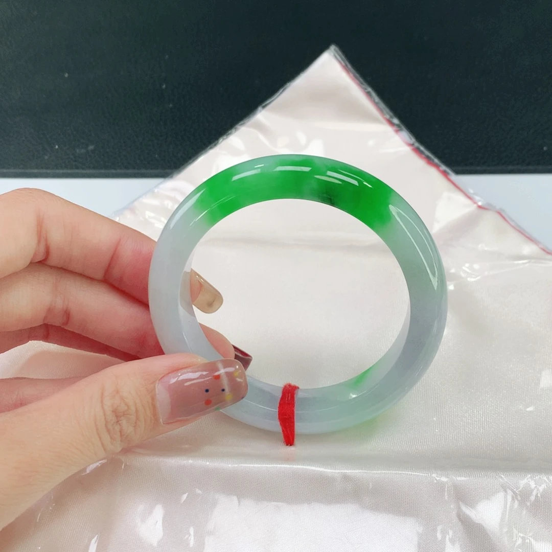 未镶嵌手镯翡翠501