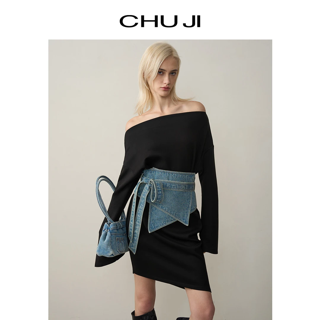 Chuji/出迹空气层黑色一字领连衣裙2025春夏长袖短裙E1M2016L