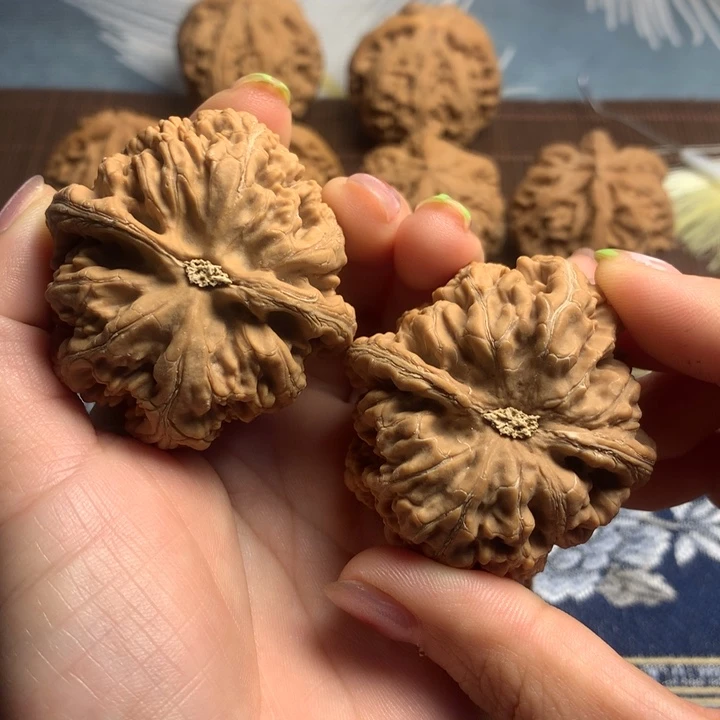 吊坠文玩核桃啊*粗筋