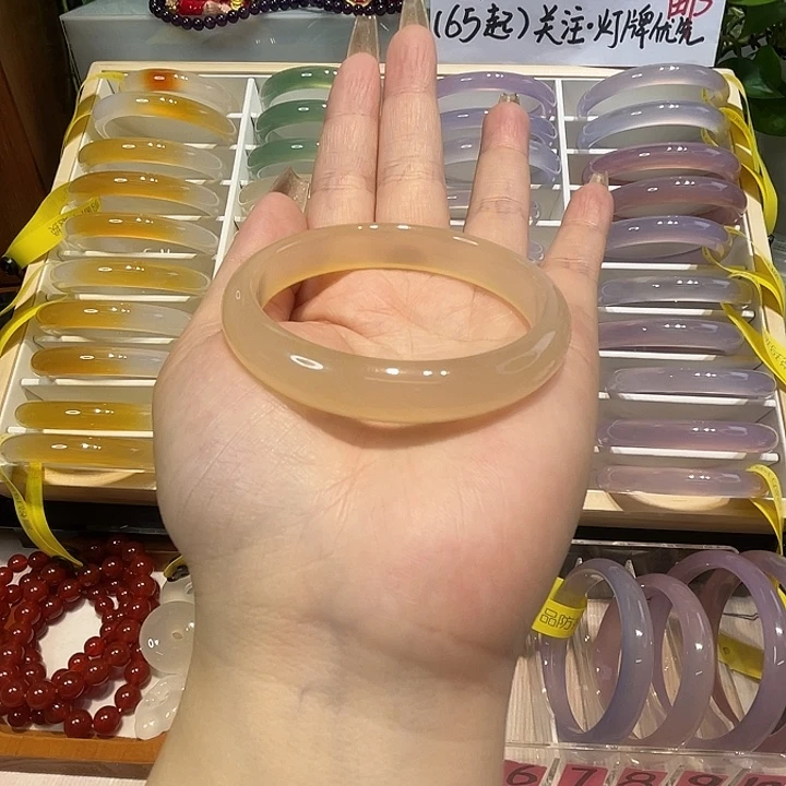 玛瑙/玉髓未镶嵌手镯